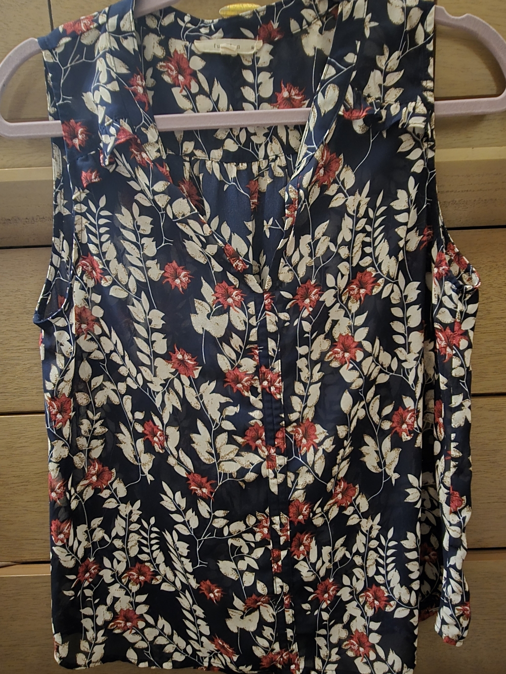 fun 2 fun Navy Sleeveless Tank with Red Floral & Cream Leaves